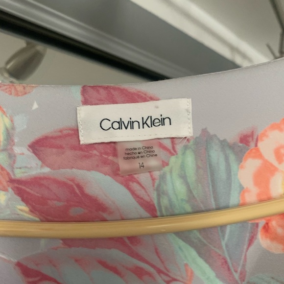 Calvin Klein New Floral Dress - Picture 2 of 2